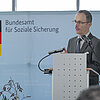 Dr. Thomas Steffen, Staatssekretär im Bundesministerium für Gesundheit, bei seiner Rede